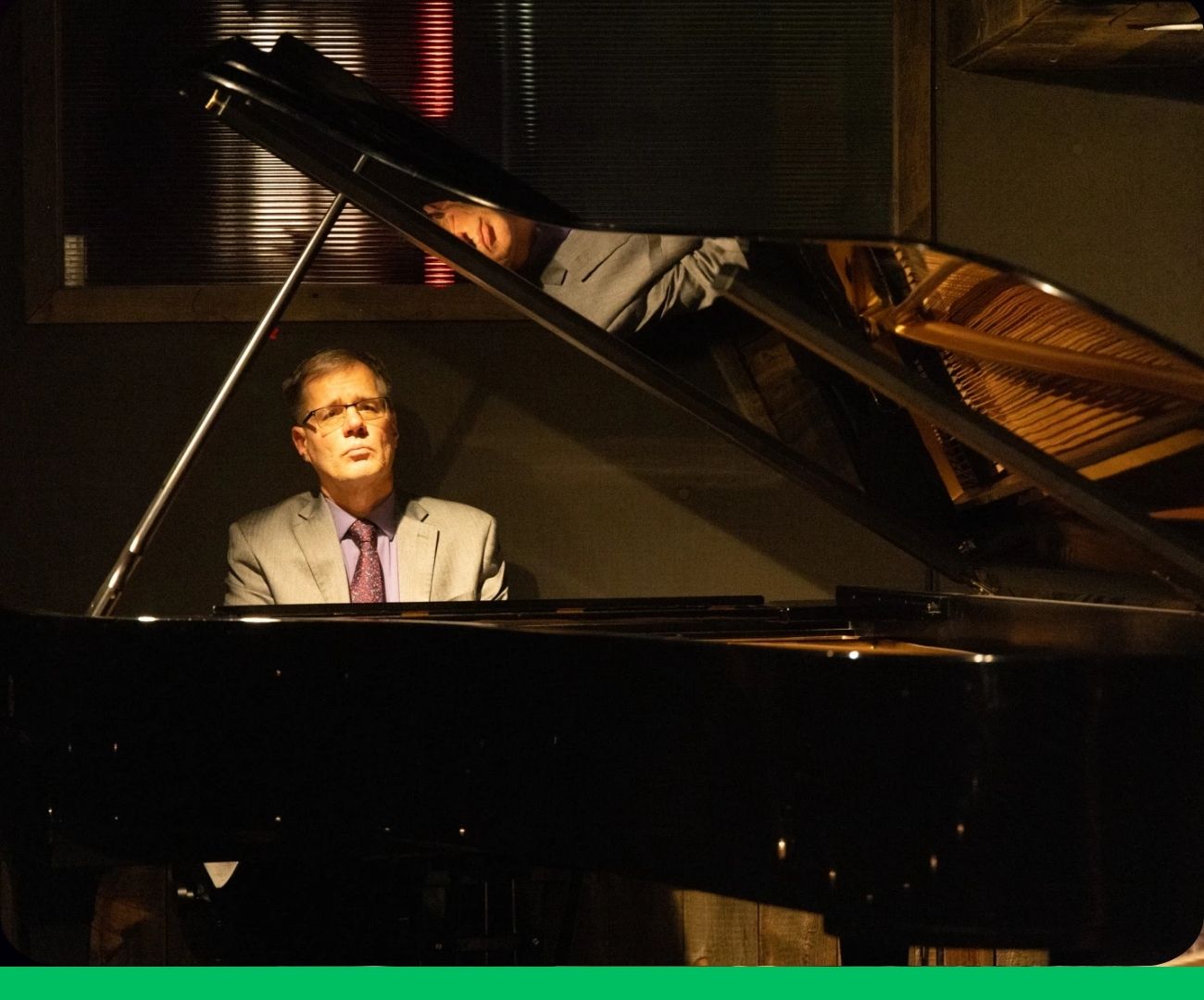 John Novacek Plays Rhapsody in Blue